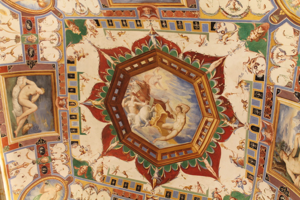 Fresci (frescoes) adorn Palazzo del Commune in Castiglione del Lago, Umbria