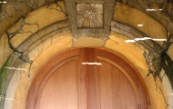 thumbs_sunstone_winery_tasting_room_doorway-1